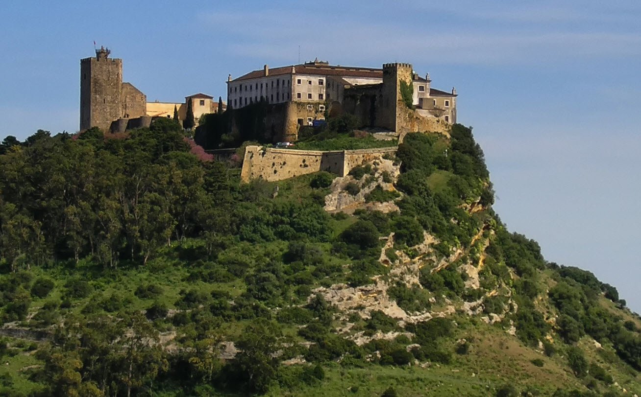 Castelo de Azinhalinho (ruínas), Portugal